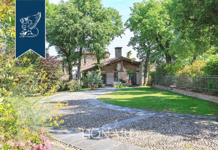 Image No.8-5 Bed Villa for sale