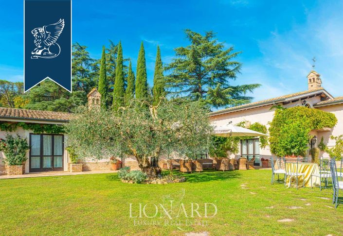 Image No.13-9 Bed Villa for sale