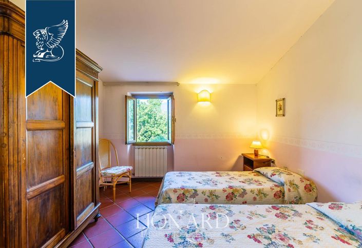 Image No.46-22 Bed Villa for sale