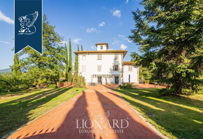 Image No.8-22 Bed Villa for sale