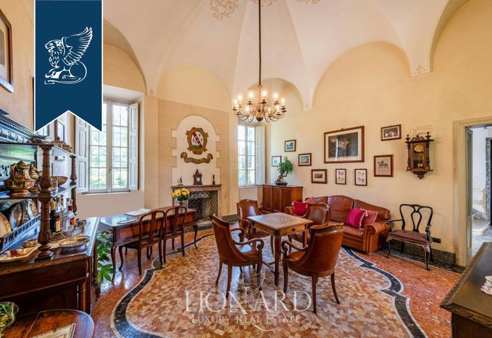 Image No.23-10 Bed Farmhouse for sale