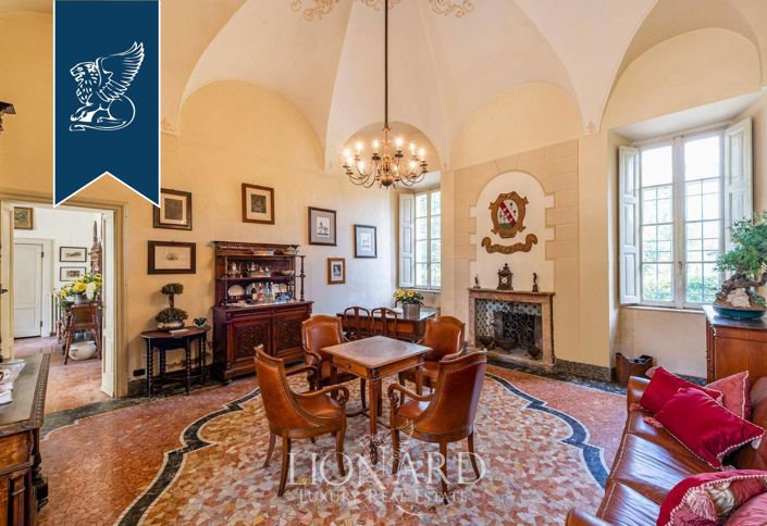 Image No.24-10 Bed Farmhouse for sale