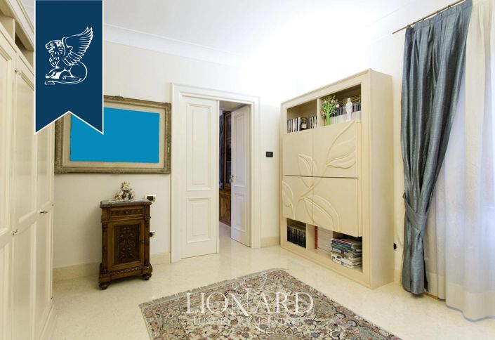 Image No.40-4 Bed Villa for sale