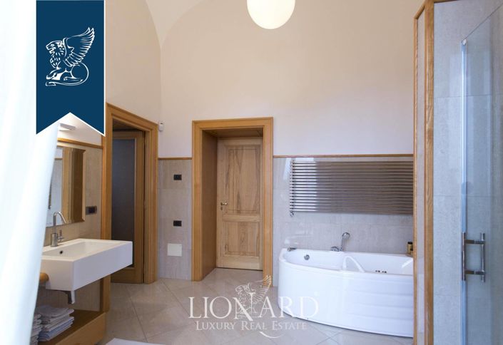 Image No.48-4 Bed Villa for sale