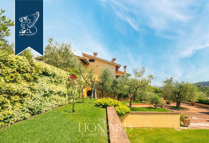 Image No.3-7 Bed Villa for sale