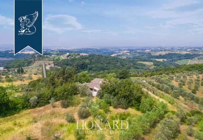 Image No.34-6 Bed Country House for sale