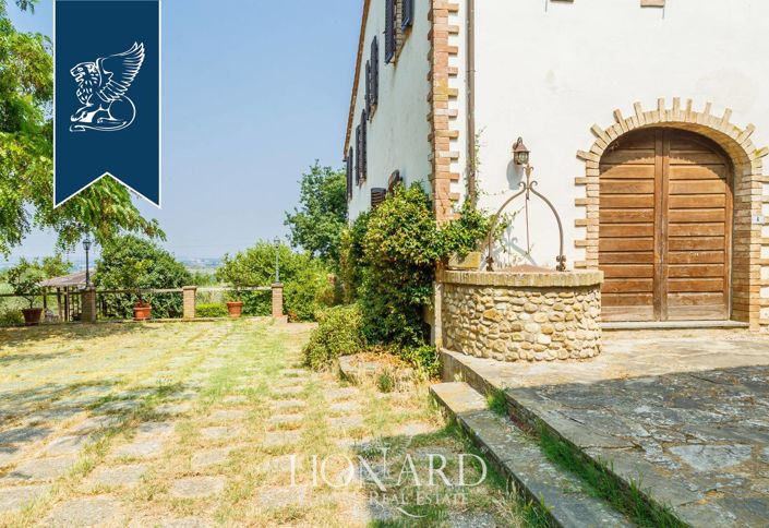 Image No.7-6 Bed Country House for sale