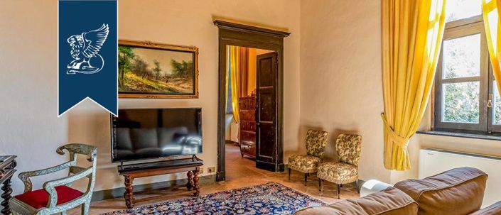 Image No.38-27 Bed Property for sale