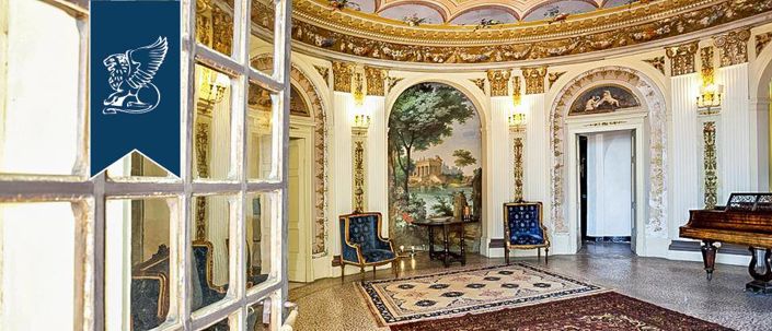 Image No.44-27 Bed Property for sale