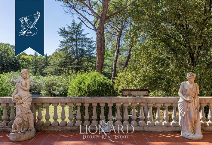 Image No.16-5 Bed Villa for sale