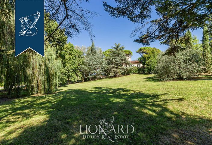 Image No.24-5 Bed Villa for sale