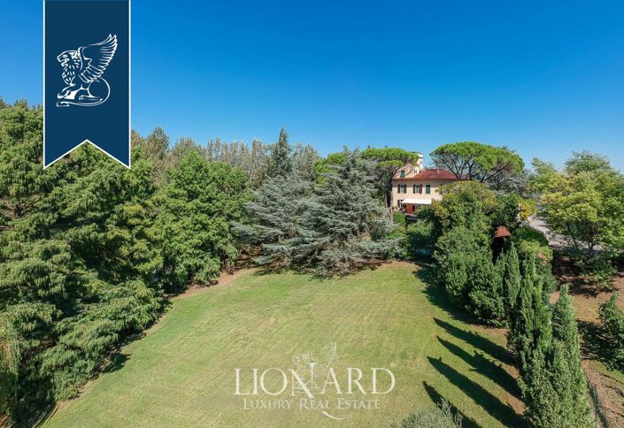 Image No.26-5 Bed Villa for sale