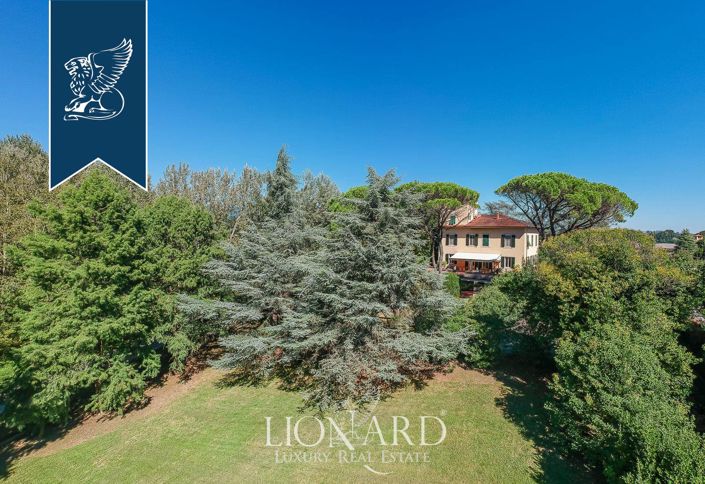 Image No.27-5 Bed Villa for sale