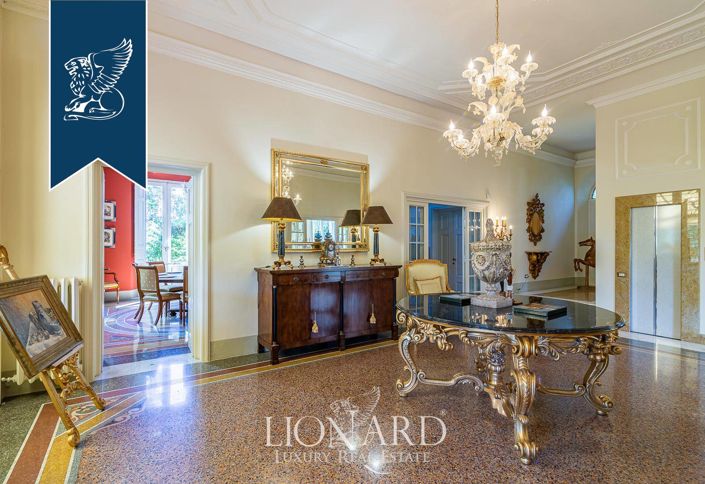 Image No.38-5 Bed Villa for sale