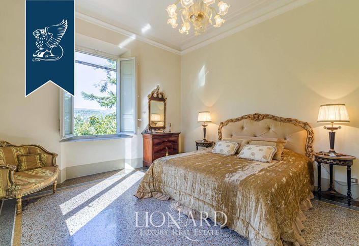 Image No.56-5 Bed Villa for sale