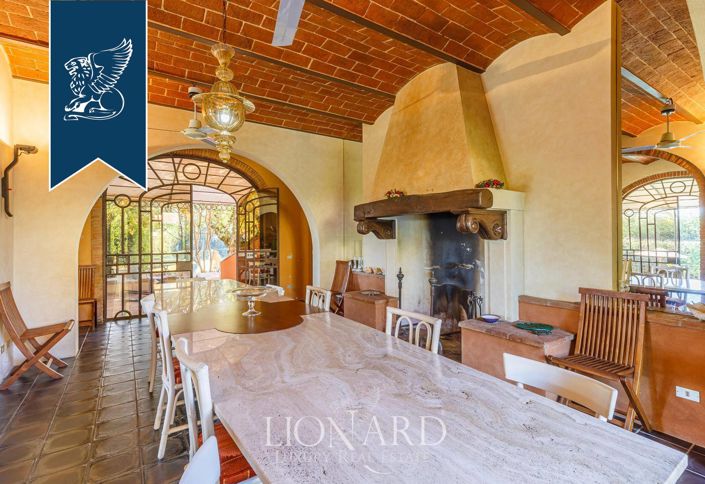 Image No.11-12 Bed Villa for sale