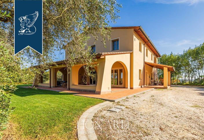 Image No.4-12 Bed Villa for sale