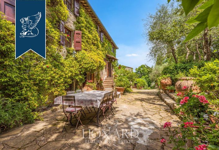 Image No.11-12 Bed Villa for sale