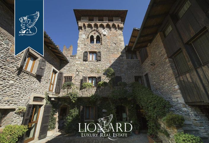 Image No.12-4 Bed Property for sale