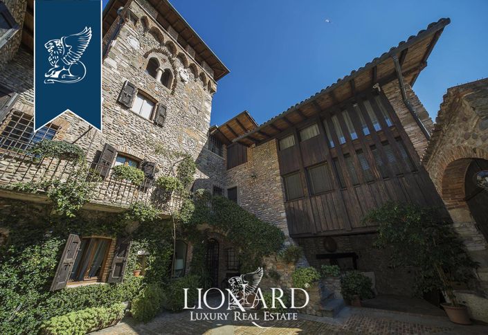 Image No.24-4 Bed Property for sale