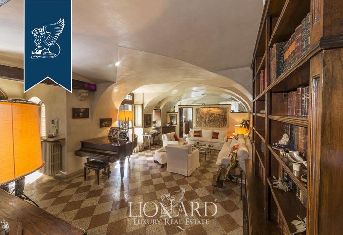 Image No.35-4 Bed Property for sale