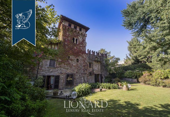 Image No.5-4 Bed Property for sale