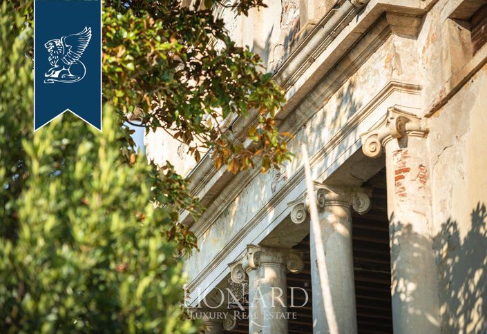 Image No.19-Villa for sale