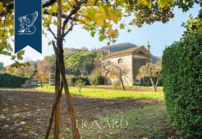 Image No.27-Villa for sale