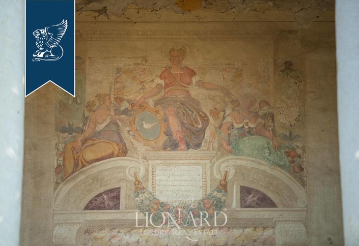 Image No.32-Villa for sale