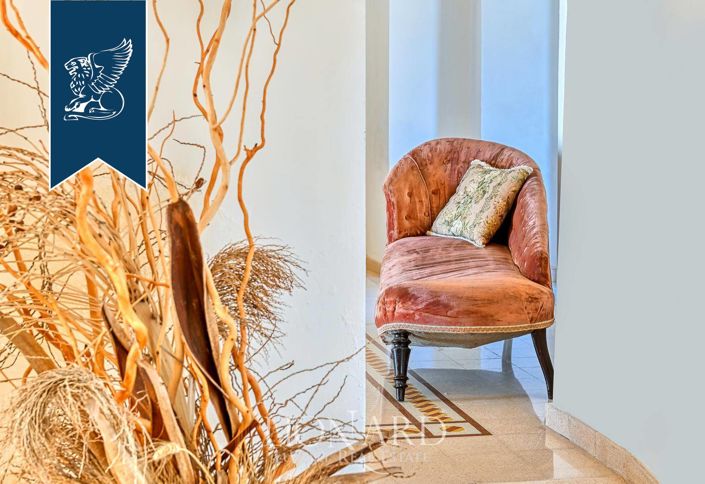 Image No.12-9 Bed Villa for sale