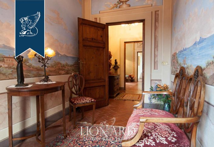 Image No.28-5 Bed Villa for sale