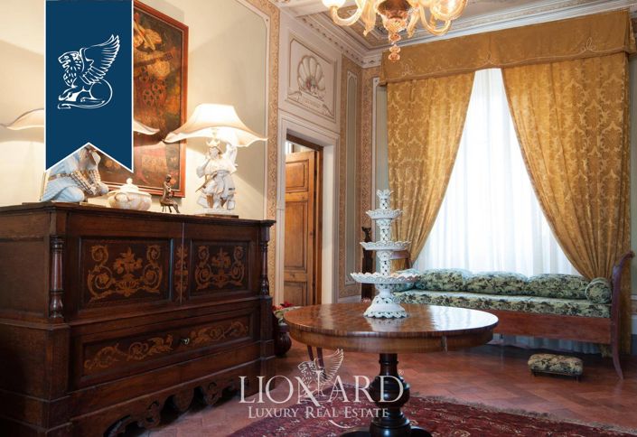 Image No.38-5 Bed Villa for sale