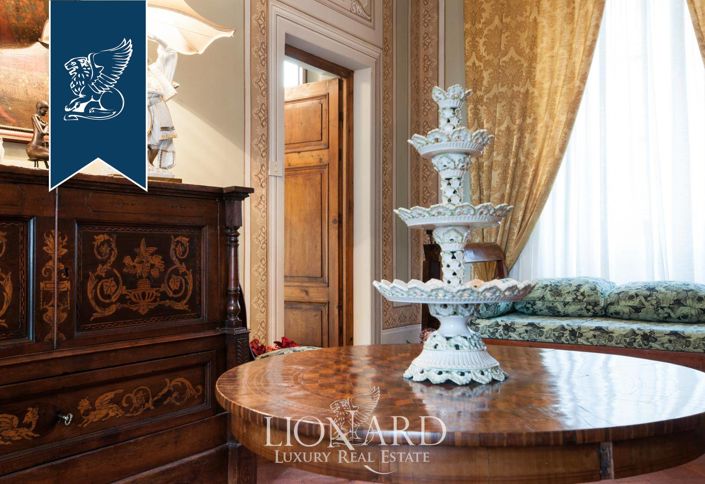 Image No.39-5 Bed Villa for sale