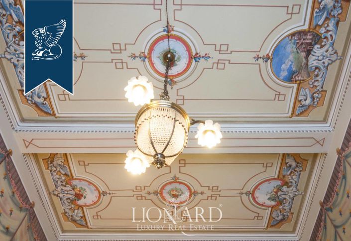 Image No.43-5 Bed Villa for sale