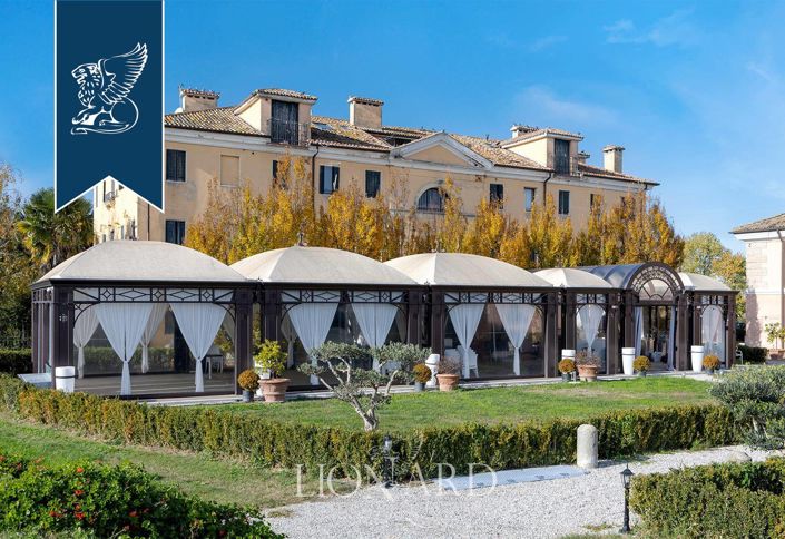 Image No.11-Ferme de 10 chambres à vendre à Loreo