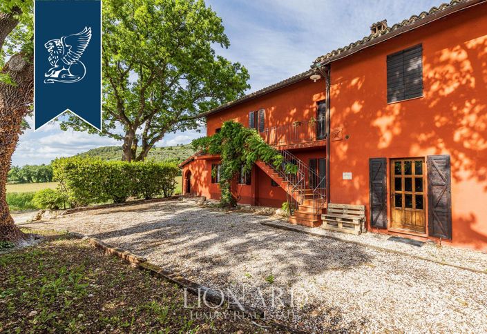 Image No.15-11 Bed Farmhouse for sale