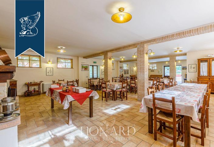 Image No.32-11 Bed Farmhouse for sale