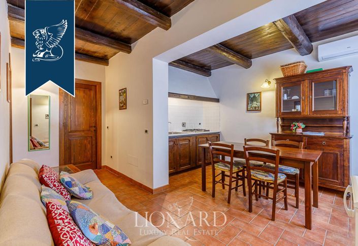 Image No.55-11 Bed Farmhouse for sale