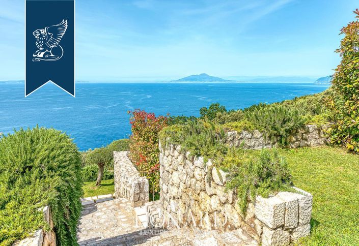 Image No.13-7 Bed Villa for sale