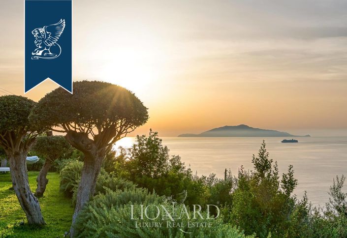 Image No.19-7 Bed Villa for sale