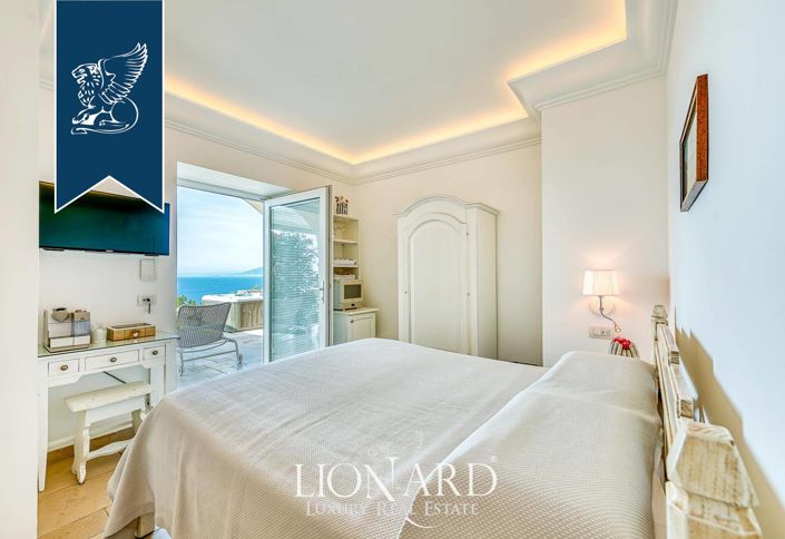 Image No.30-7 Bed Villa for sale