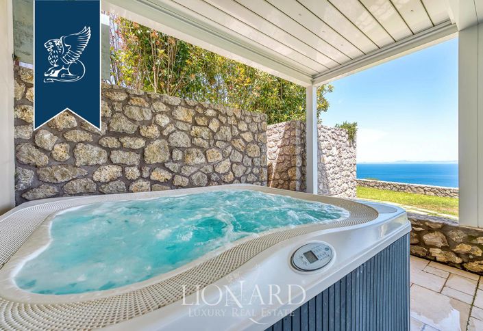 Image No.40-7 Bed Villa for sale