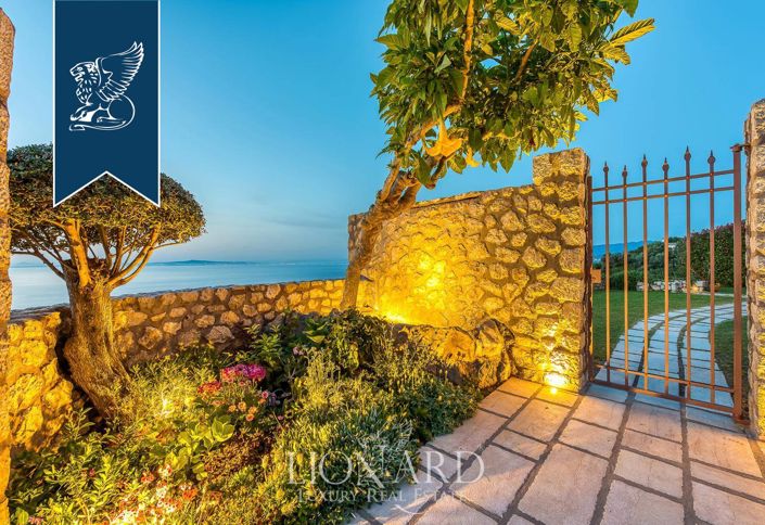 Image No.45-7 Bed Villa for sale