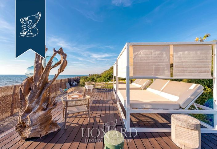 Image No.13-9 Bed Villa for sale