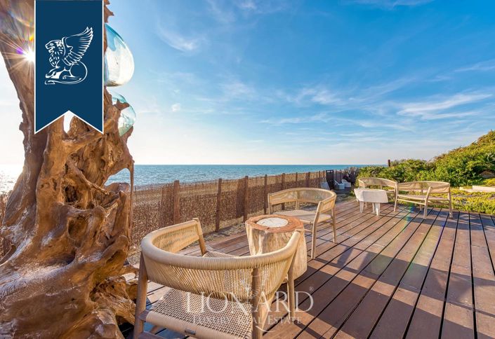 Image No.14-9 Bed Villa for sale