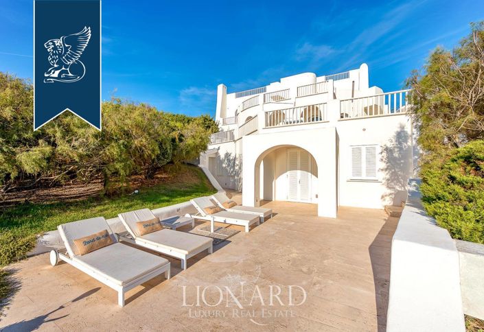 Image No.18-9 Bed Villa for sale