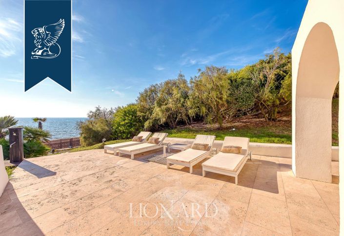 Image No.19-9 Bed Villa for sale