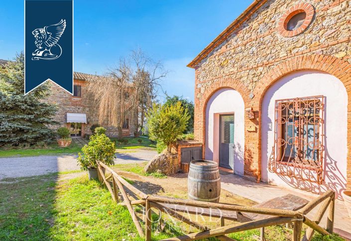 Image No.12-Ferme de 25 chambres à vendre à Grosseto