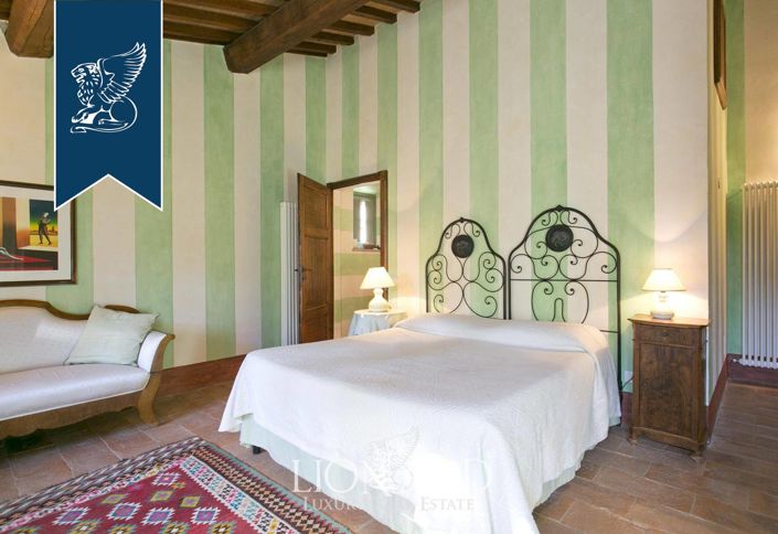 Image No.34-Villa de 6 chambres à vendre à Sarteano