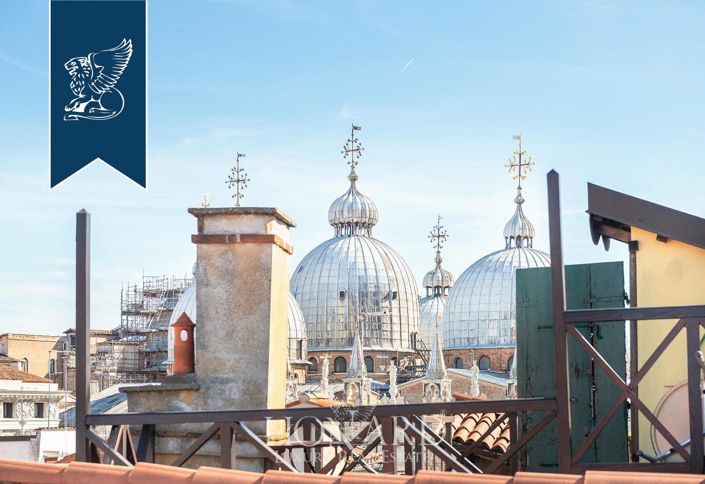 Image No.40-3 Bed Apartment for sale